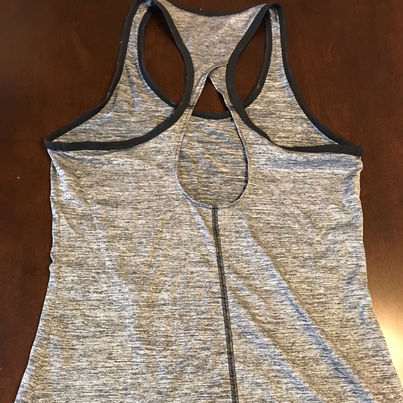 Adidas Tank - Picture 2 of 2